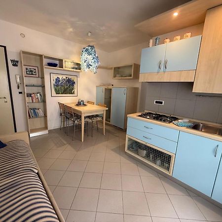 Gracious Apartment Located In The Heart Of Lignano Lignano Sabbiadoro Ngoại thất bức ảnh