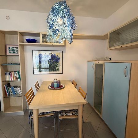 Gracious Apartment Located In The Heart Of Lignano Lignano Sabbiadoro Ngoại thất bức ảnh