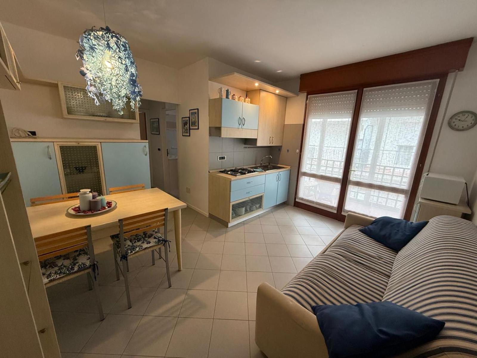Gracious Apartment Located In The Heart Of Lignano Lignano Sabbiadoro Ngoại thất bức ảnh