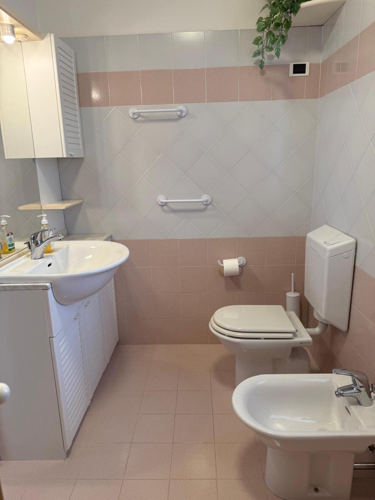 Gracious Apartment Located In The Heart Of Lignano Lignano Sabbiadoro Ngoại thất bức ảnh