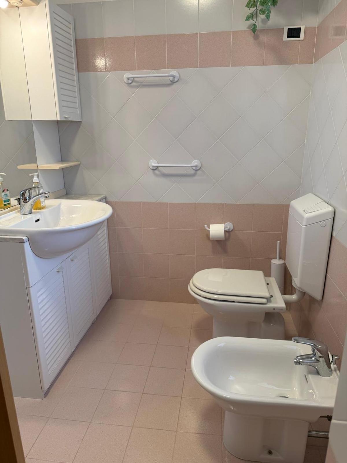 Gracious Apartment Located In The Heart Of Lignano Lignano Sabbiadoro Ngoại thất bức ảnh